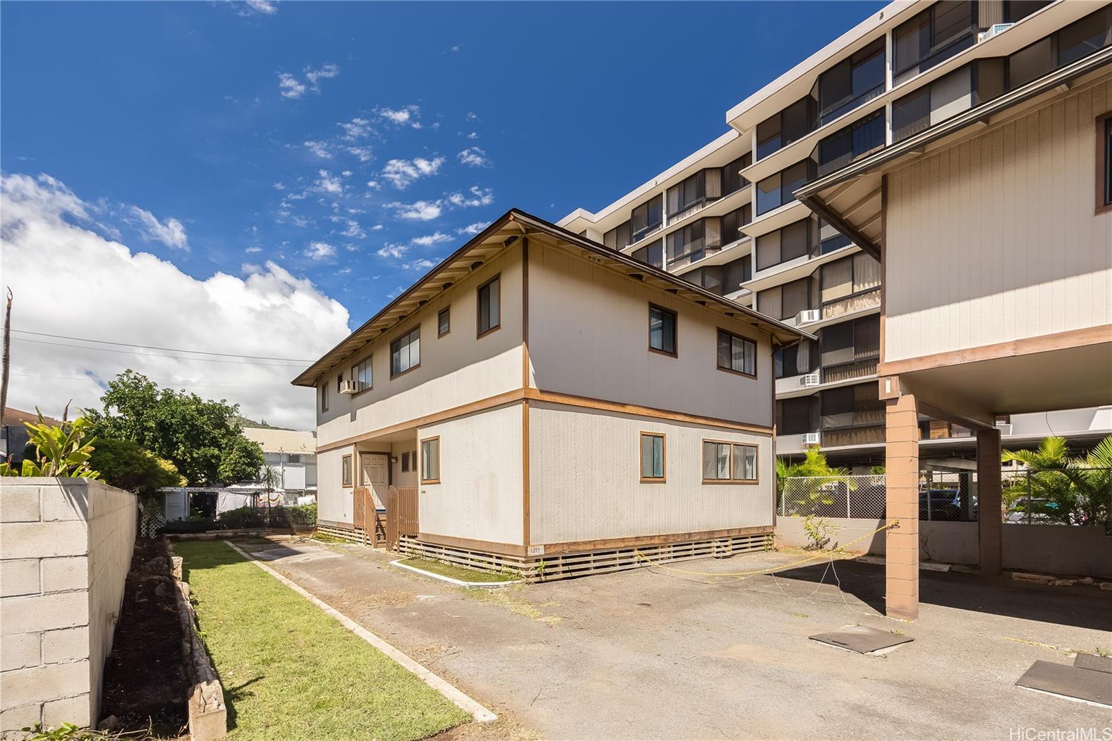 1812 Waiola Street  Unit A