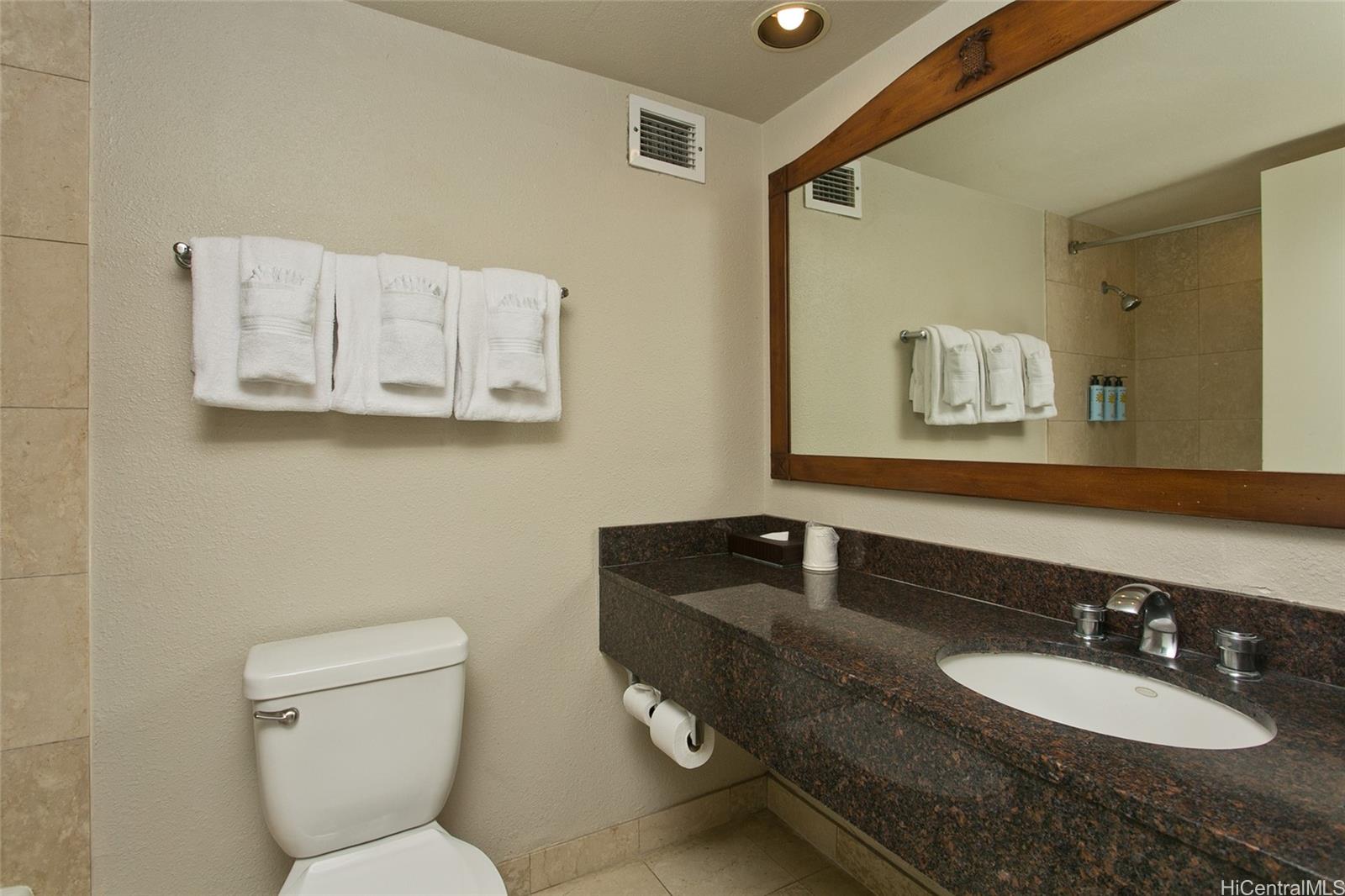 2045 Kalakaua Avenue  Unit 818