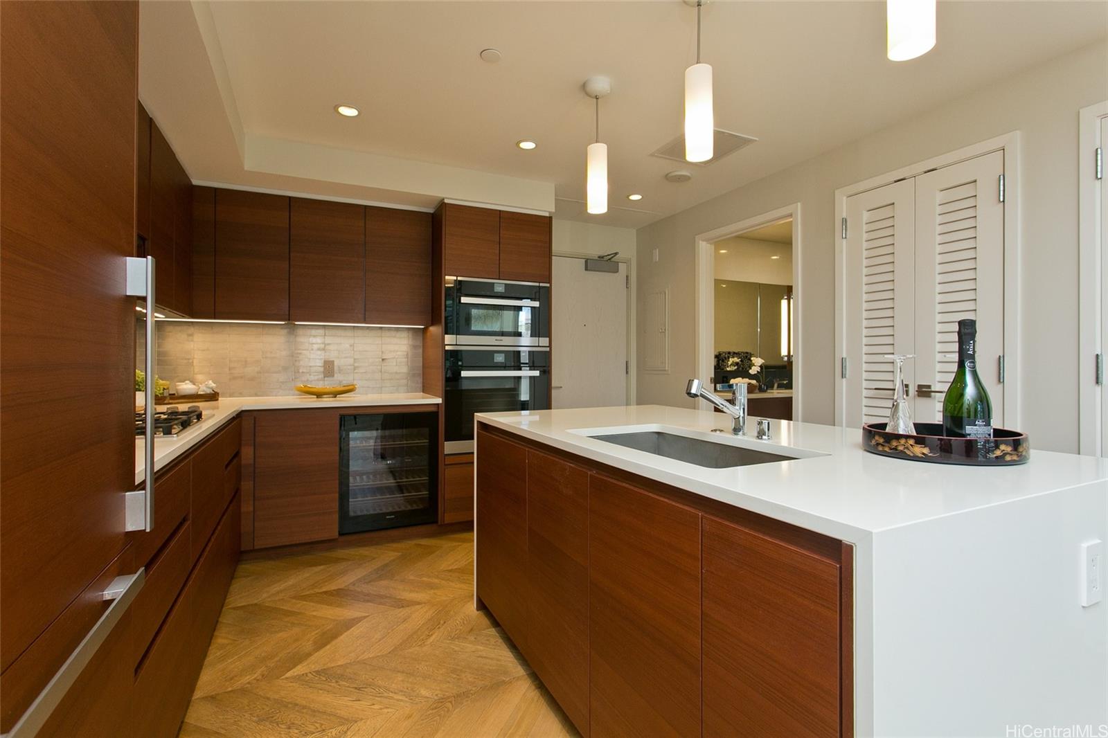 1108 Auahi Street  Unit 614
