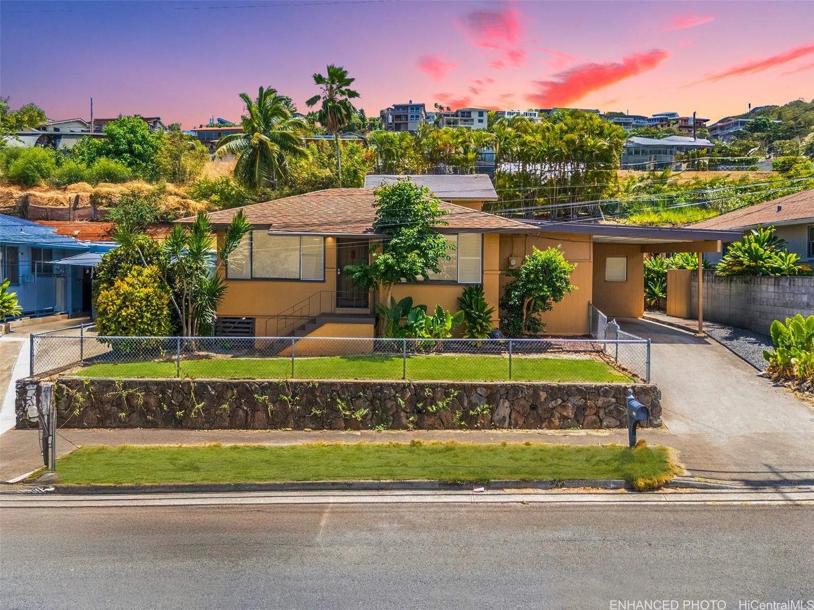 1233 Keolu Drive