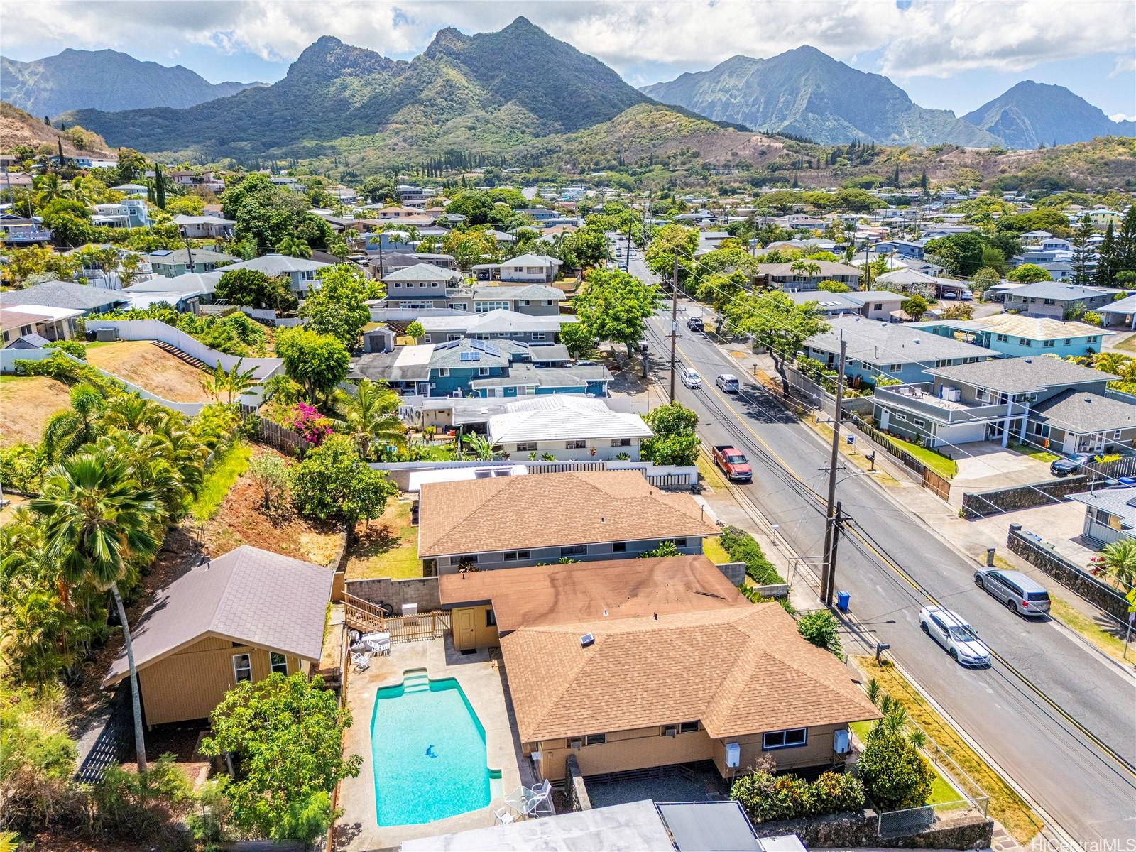 1233 Keolu Drive