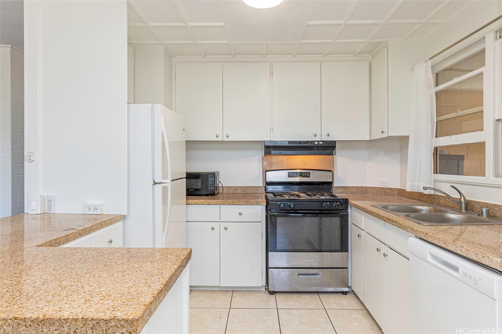 1233 Keolu Drive