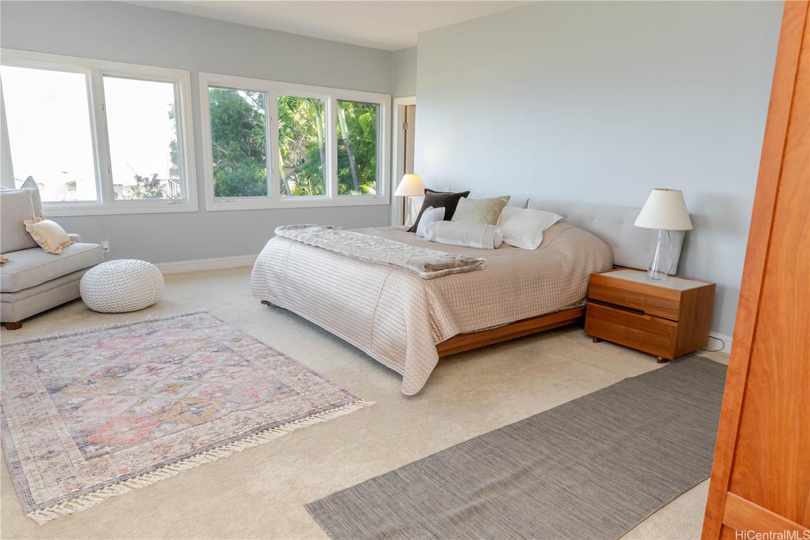 Photo 14 of 20