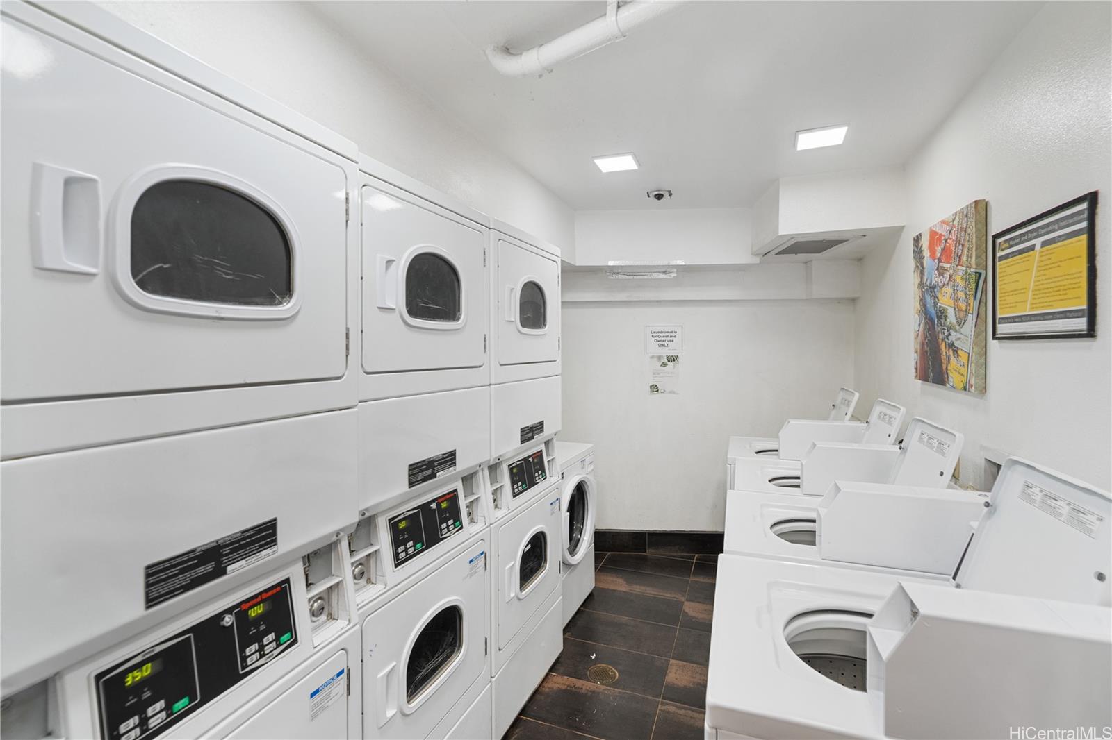 2045 Kalakaua Avenue  Unit 118