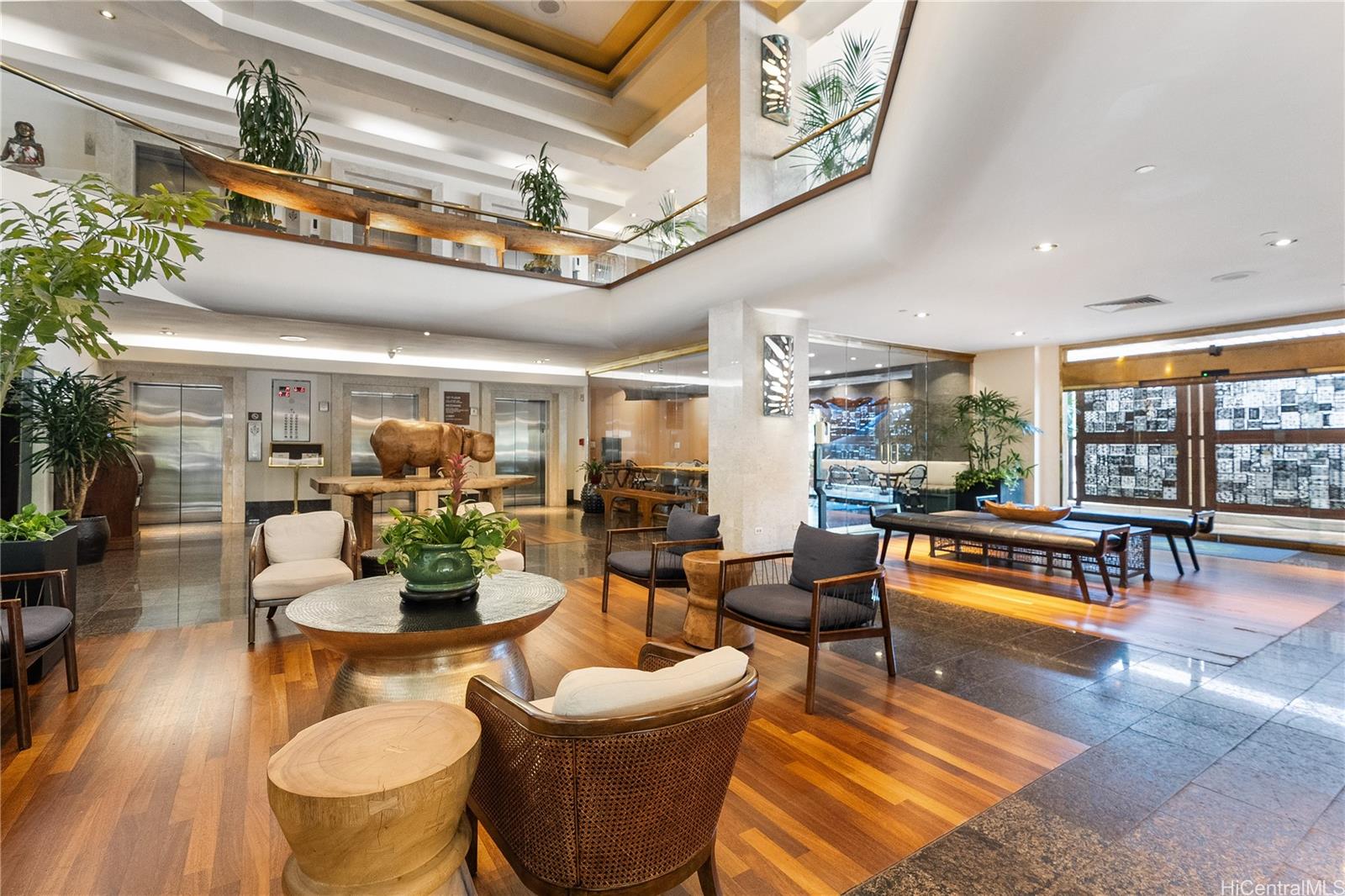 2045 Kalakaua Avenue  Unit 118