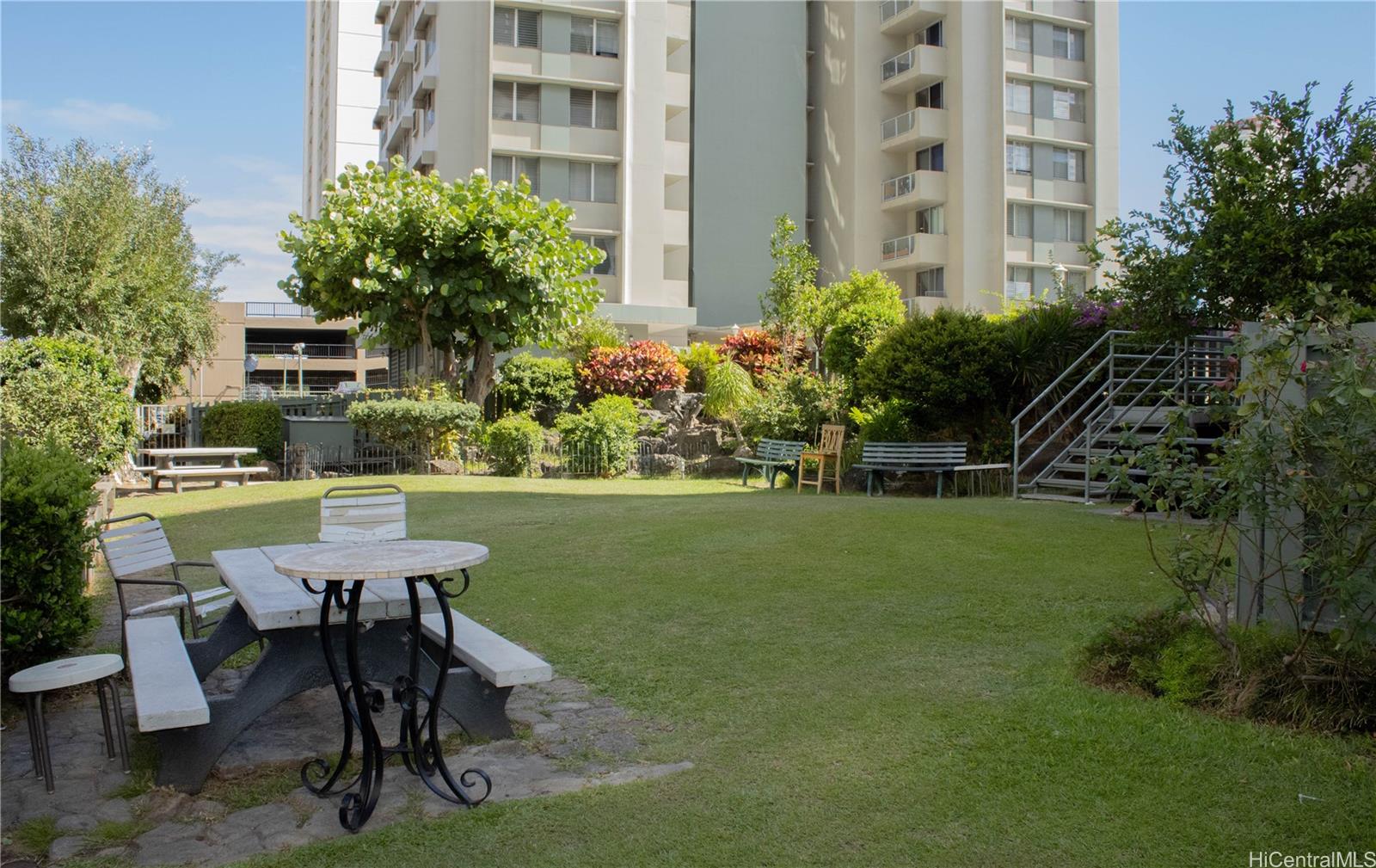 2637 Kuilei Street  Unit A53
