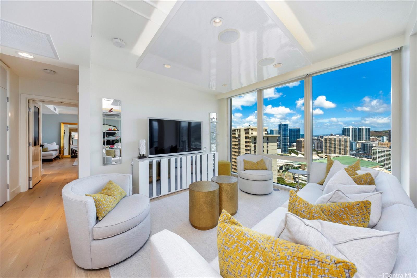 1837 Kalakaua Avenue 2806