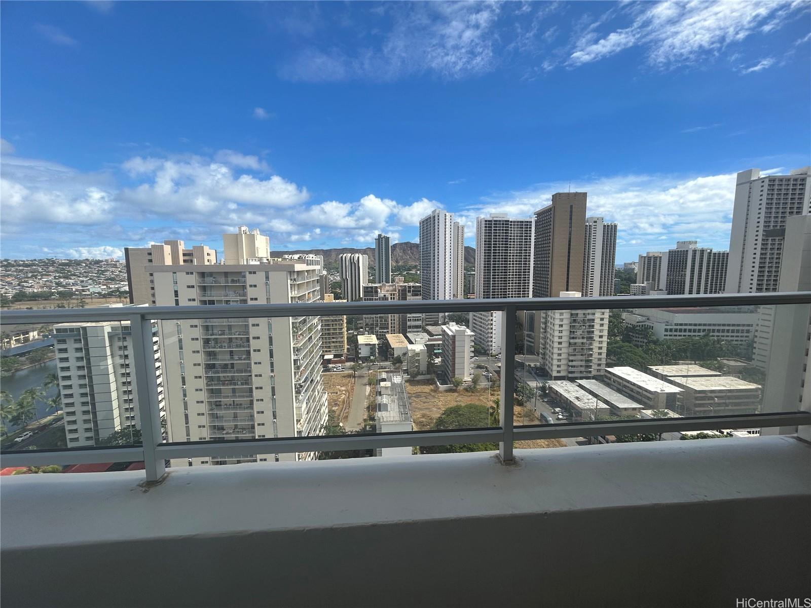 Photo 13 of 20