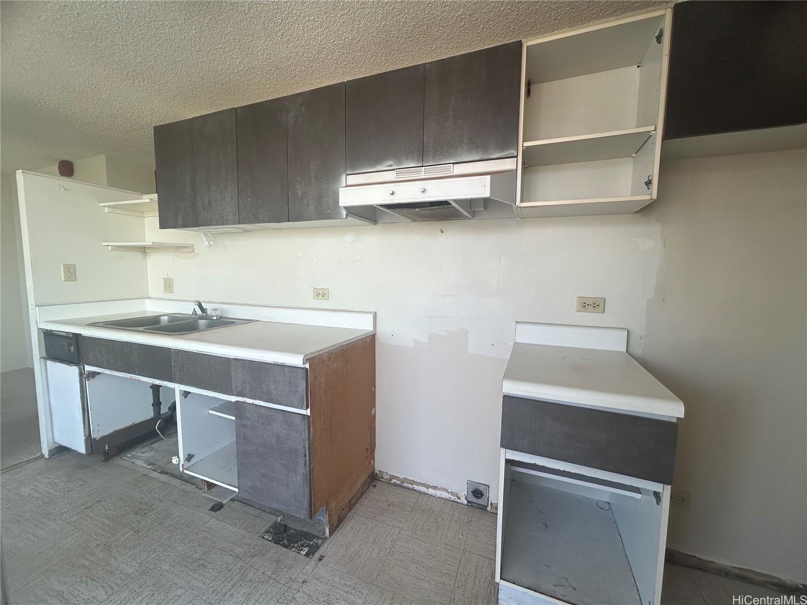 Photo 2 of 20