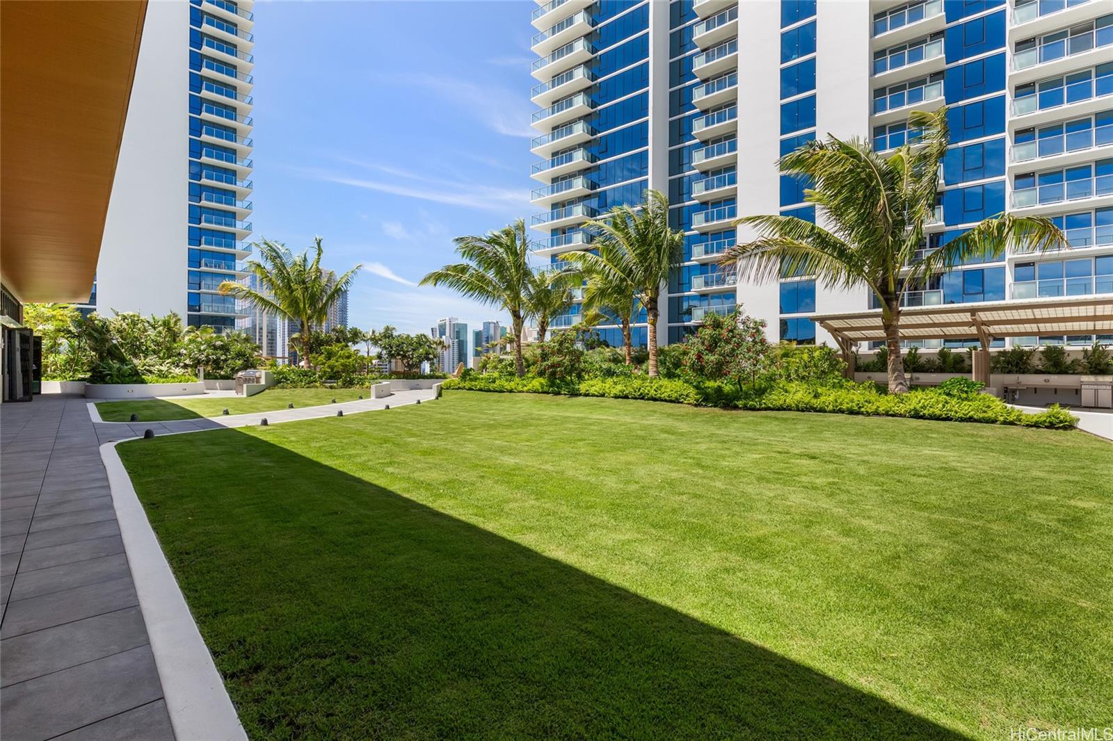 1515 Liona Street  Unit 2312