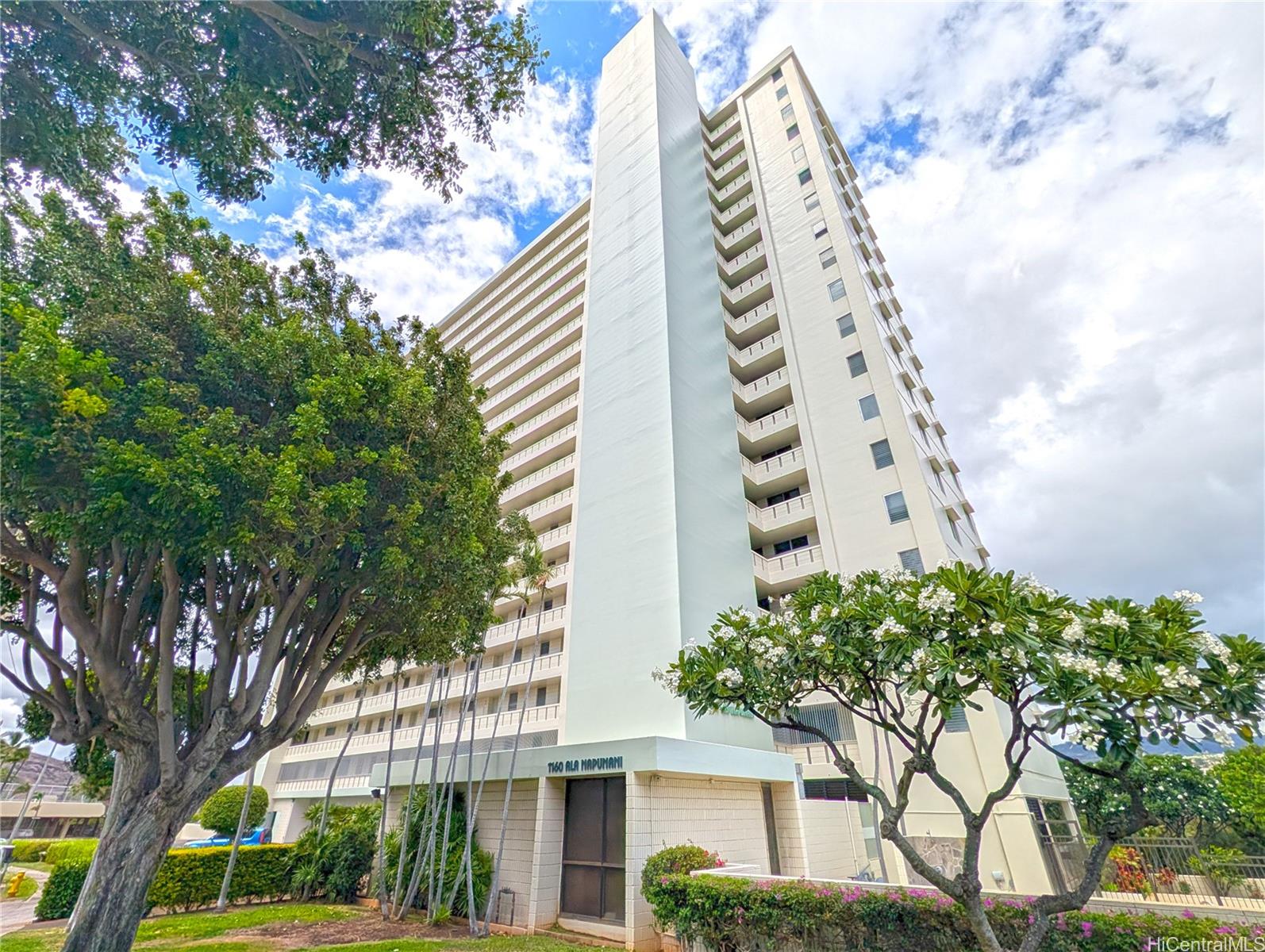 1160 Ala Napunani Street PH 1