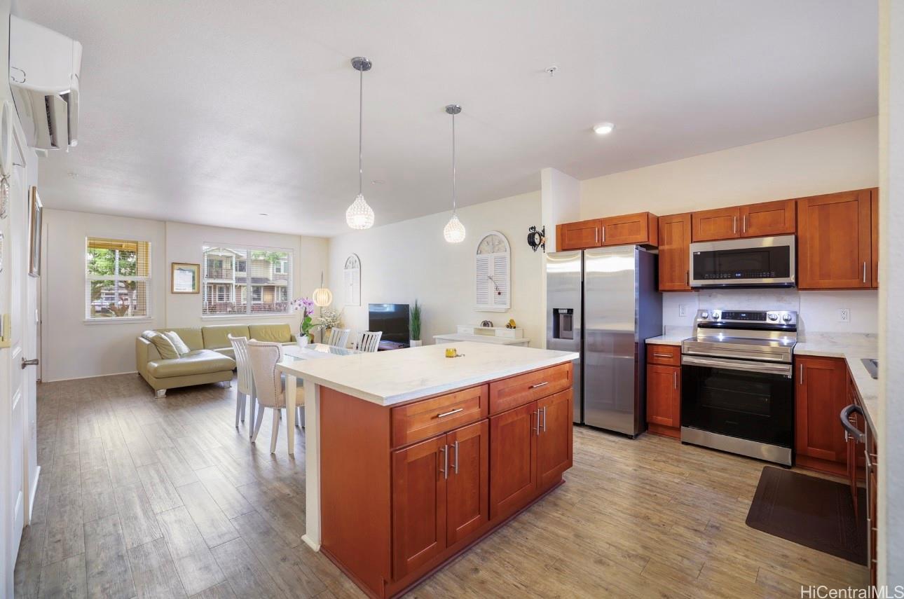 724 Kakala Street 1606