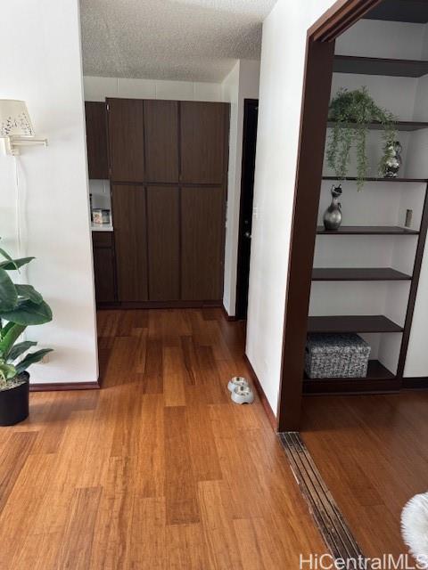 1401 Lusitana Street  Unit 305