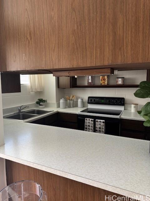 1401 Lusitana Street  Unit 305