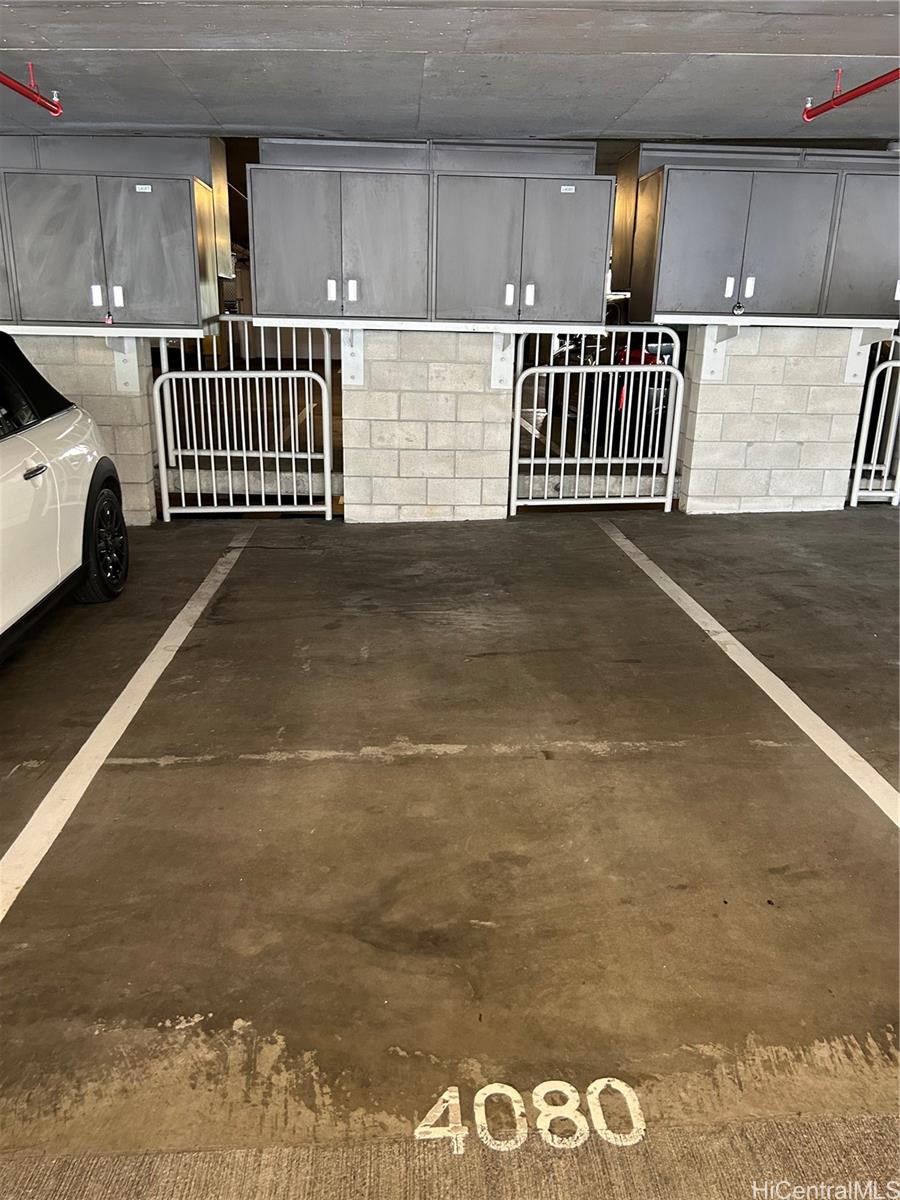 Photo 13 of 21