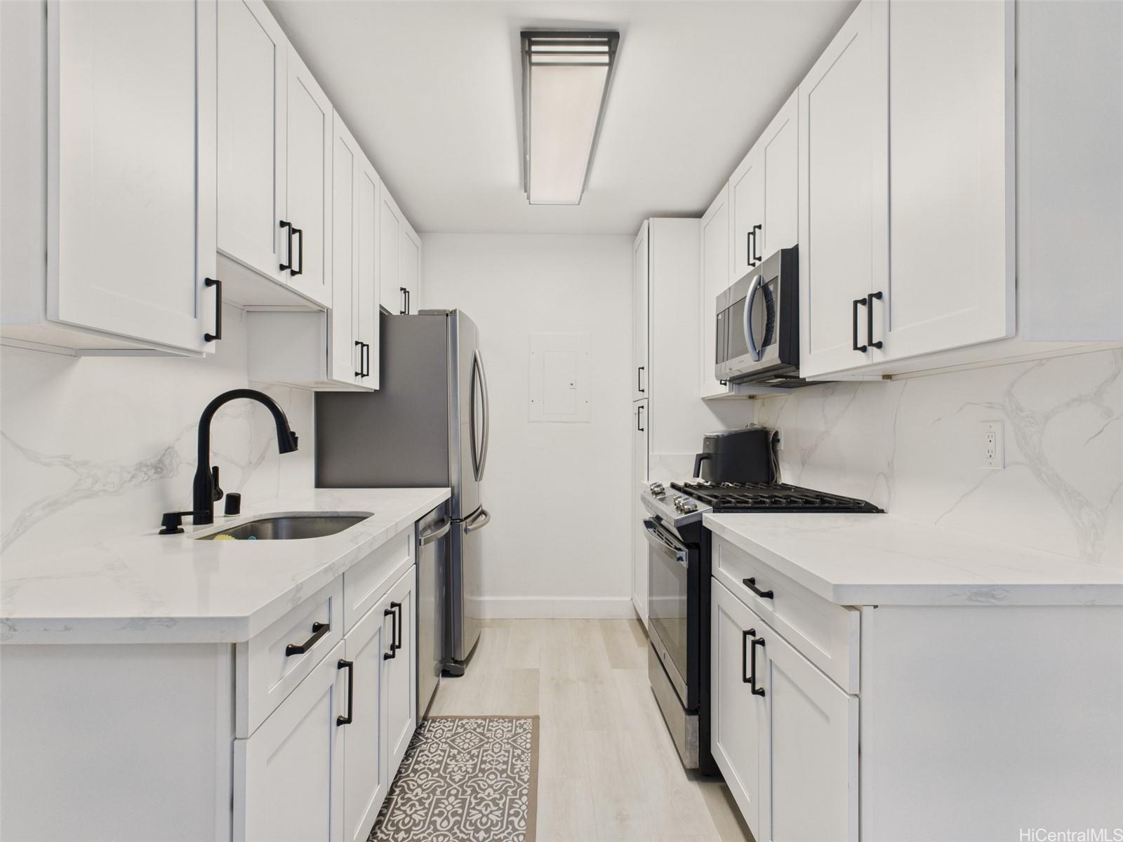 91-1089 Puamaeole Street 15A