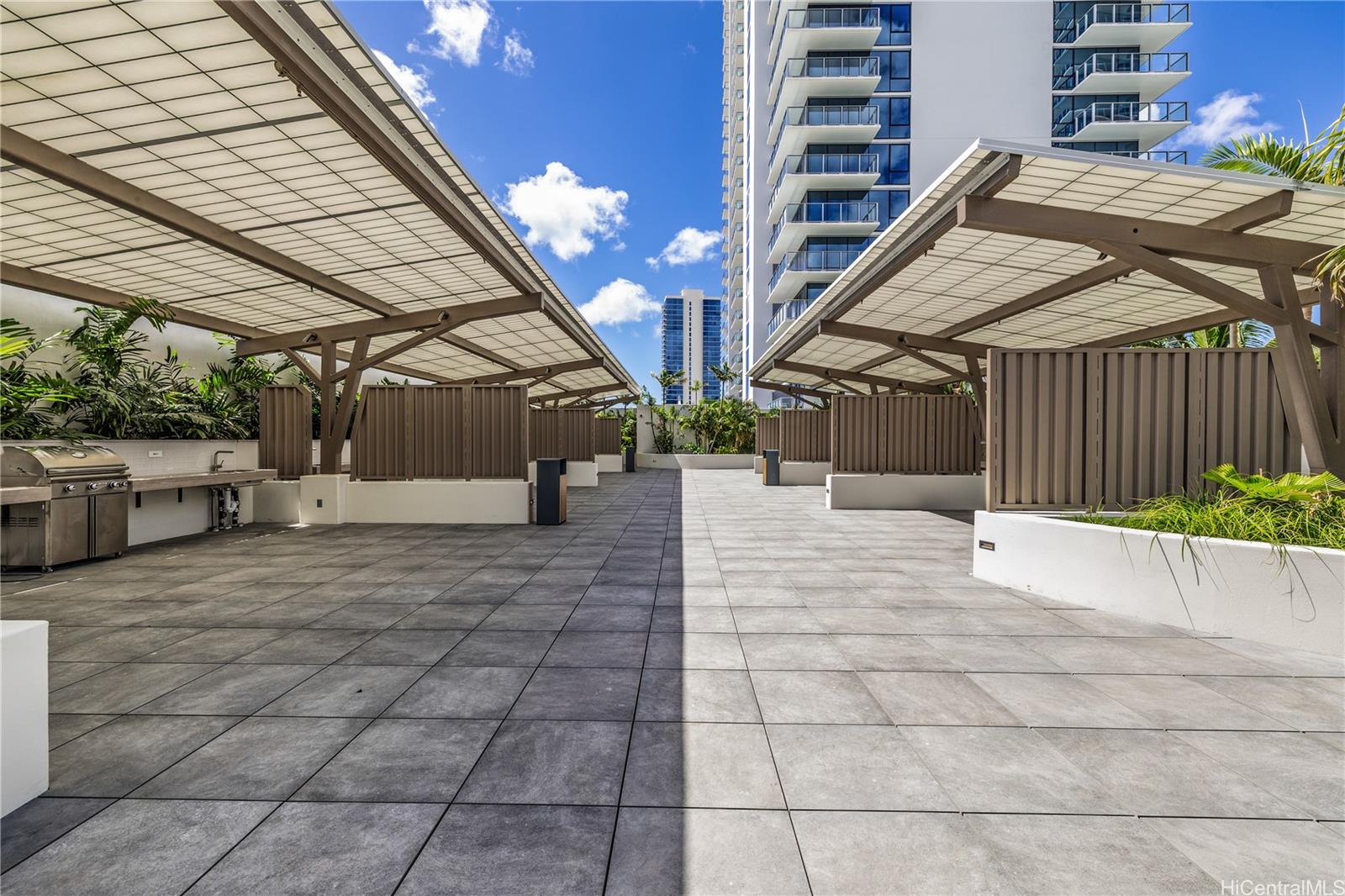 1515 Liona Street  Unit 1808