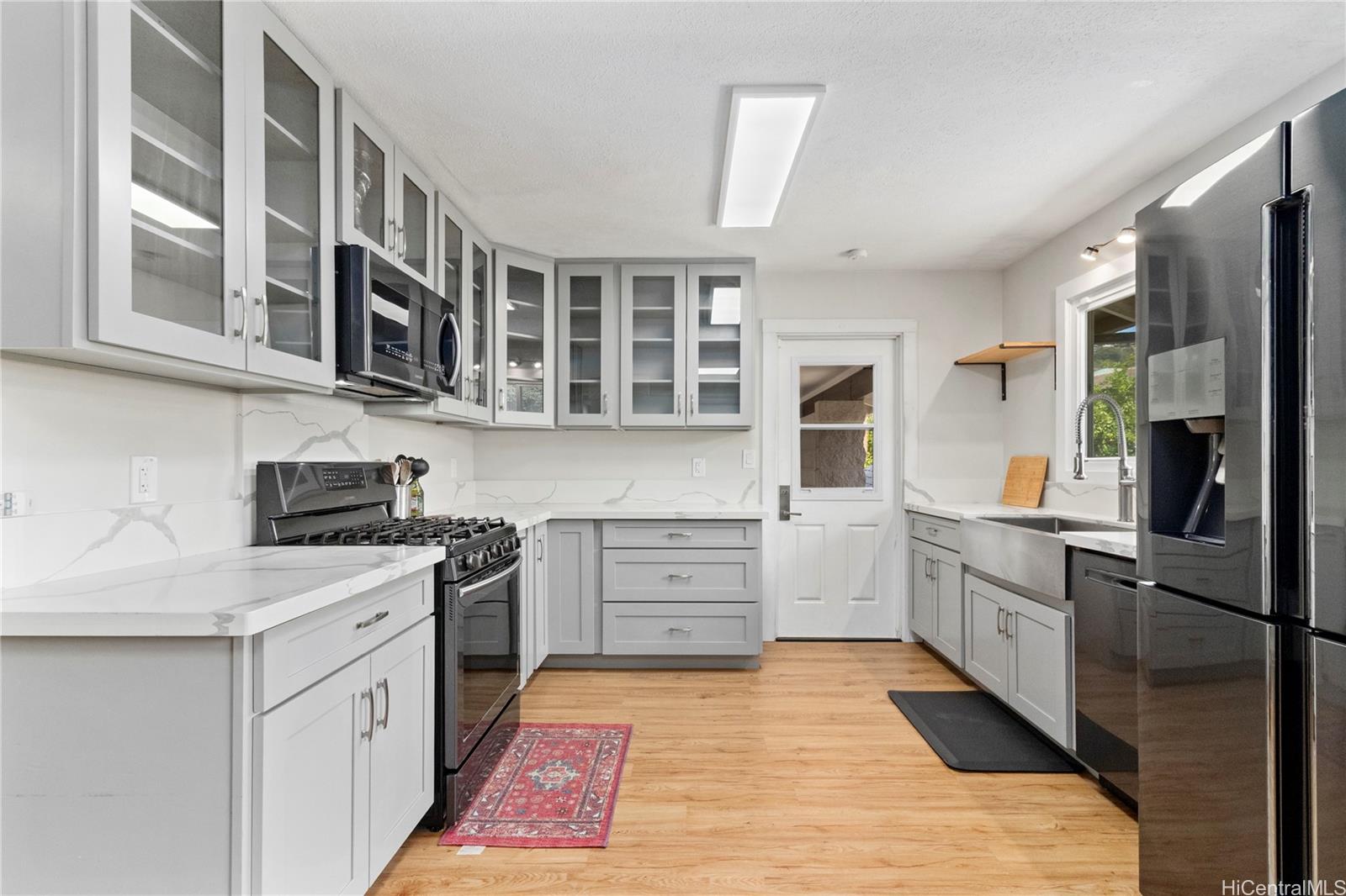 2291 Liliha Street  Unit B