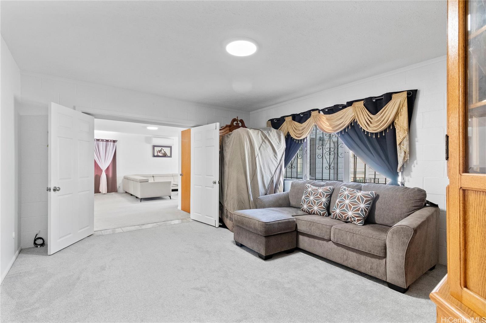 2291 Liliha Street  Unit B