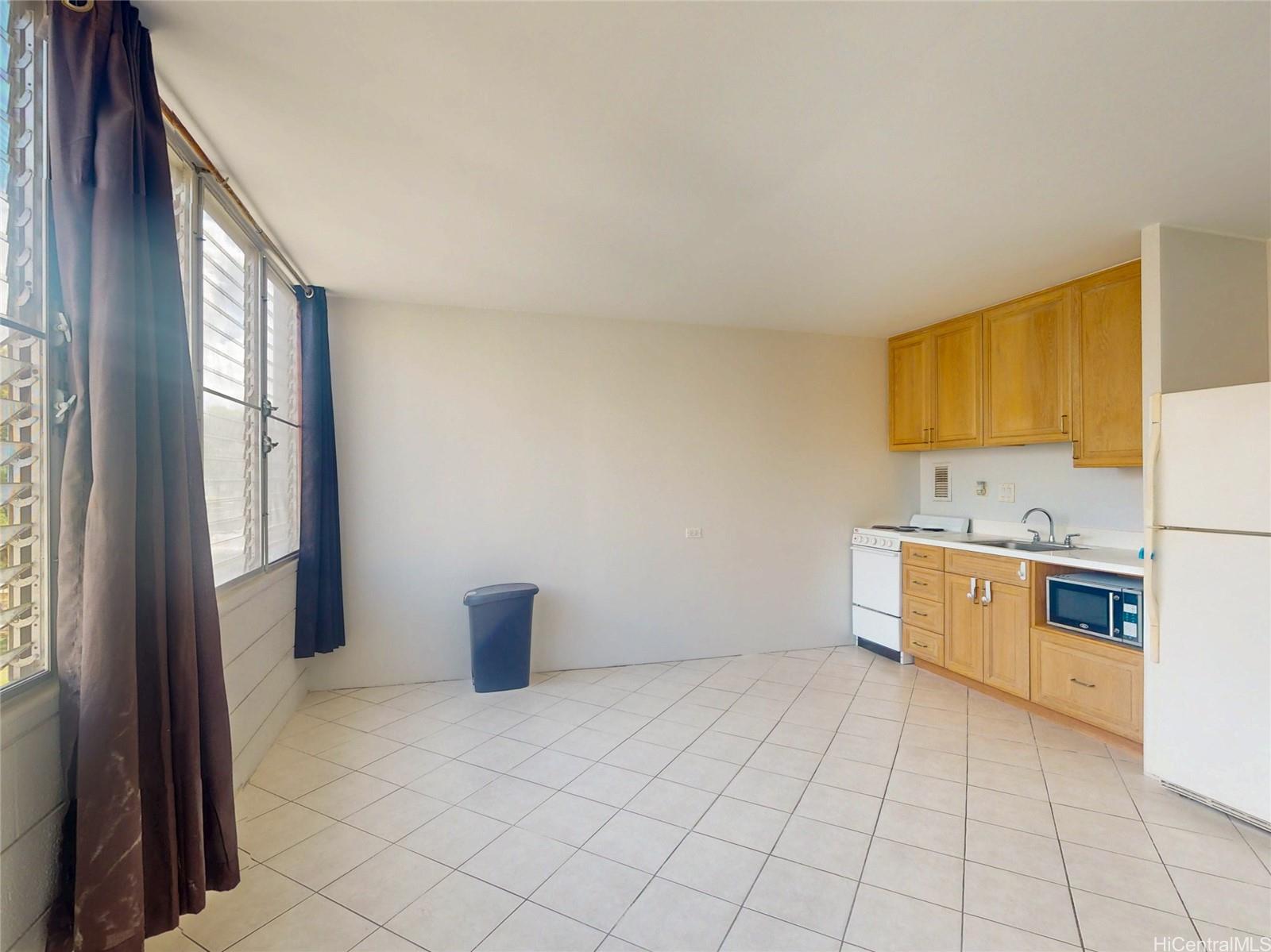 1650 Kanunu Street 314
