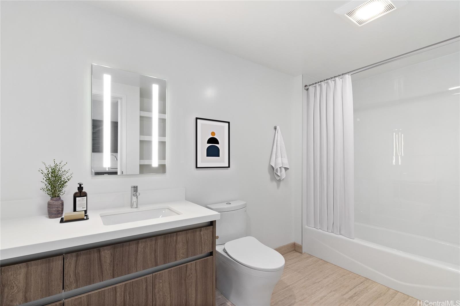 1515 Liona Street  Unit 2402