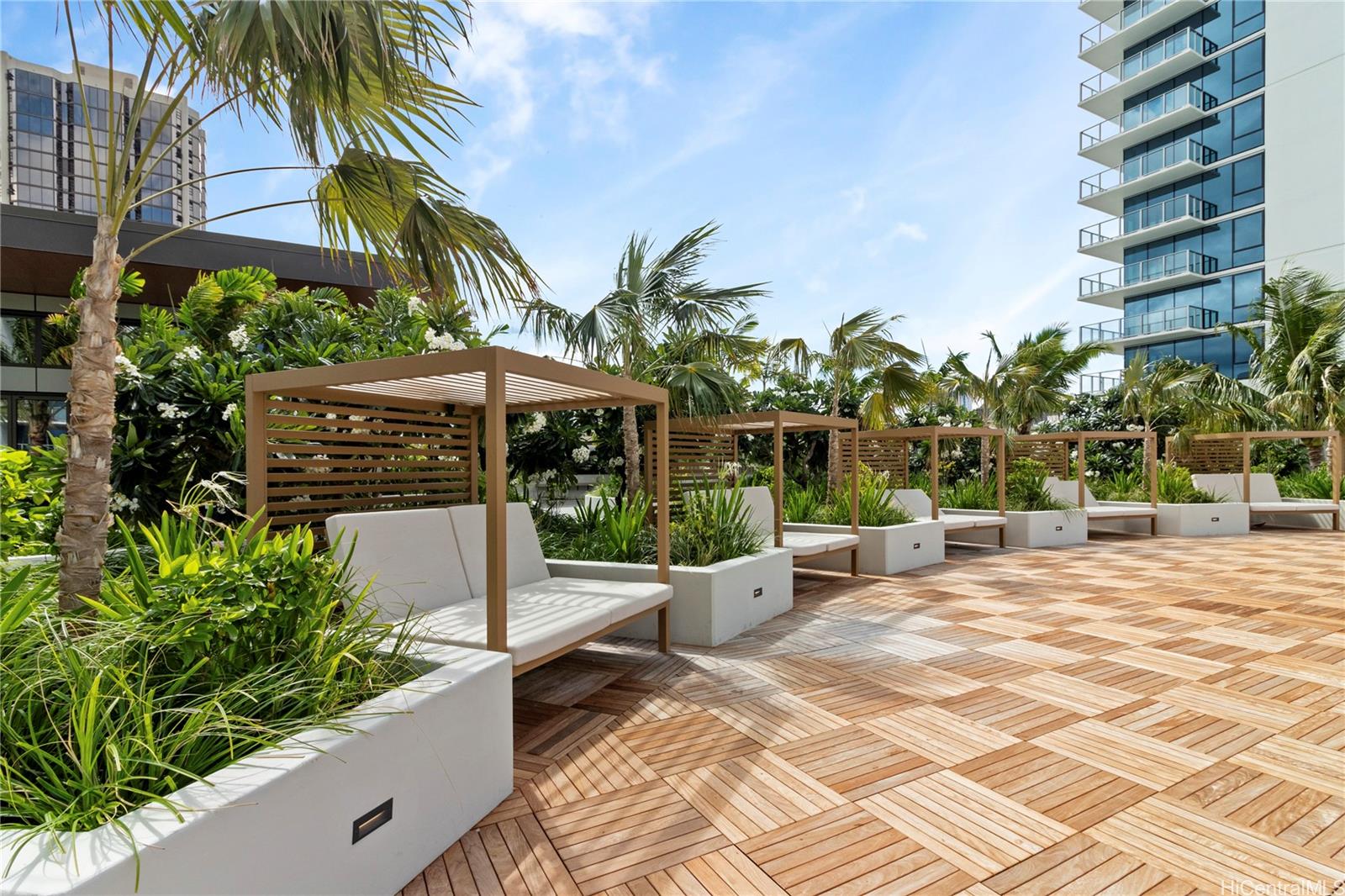 1515 Liona Street  Unit 2402