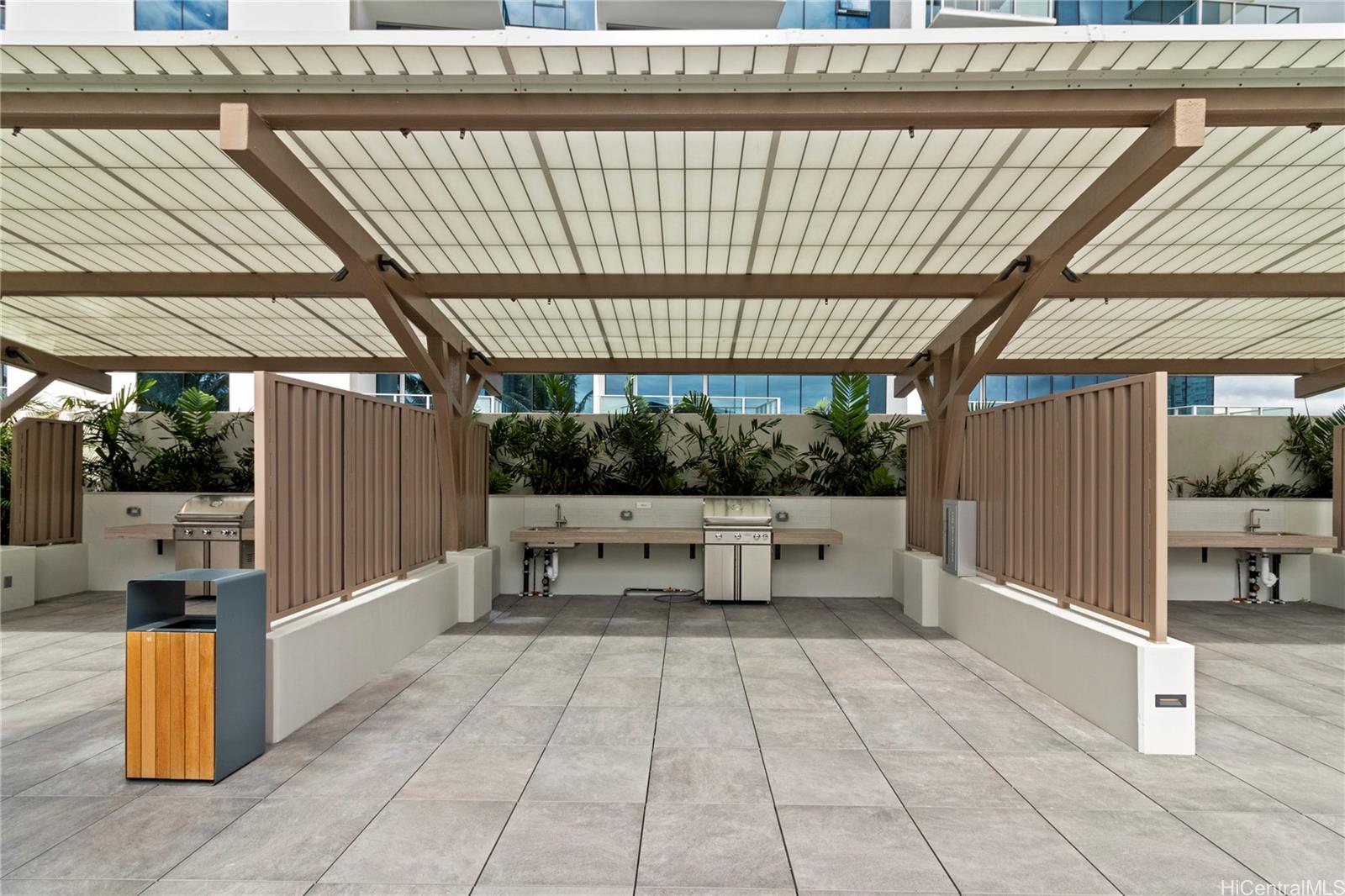 1515 Liona Street  Unit 2402