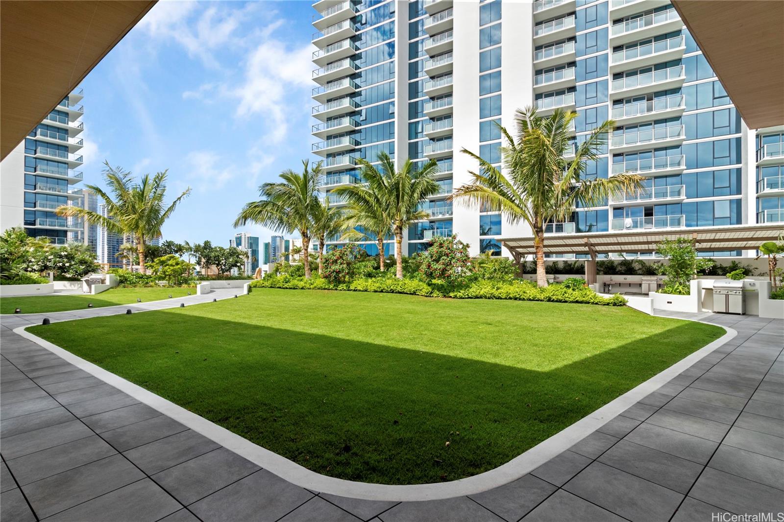 1515 Liona Street  Unit 2402