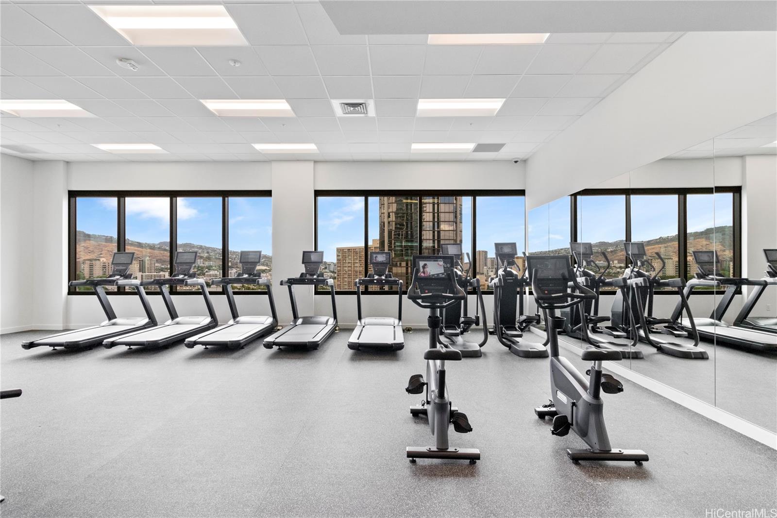 1515 Liona Street  Unit 2402