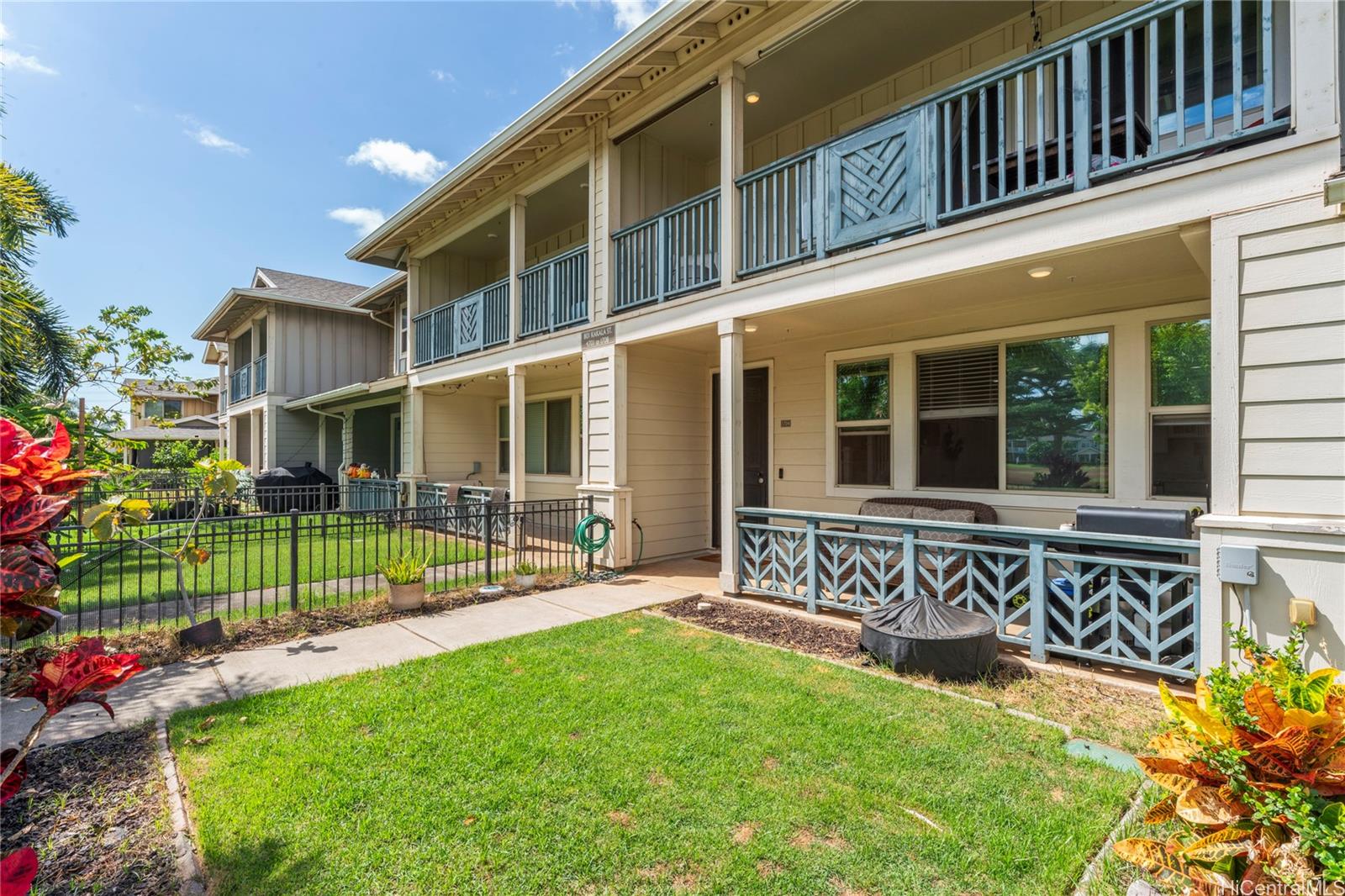 801 Kakala Street 1704