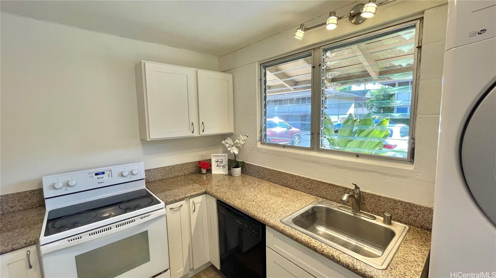 1457 Hunakai Street  Unit 1