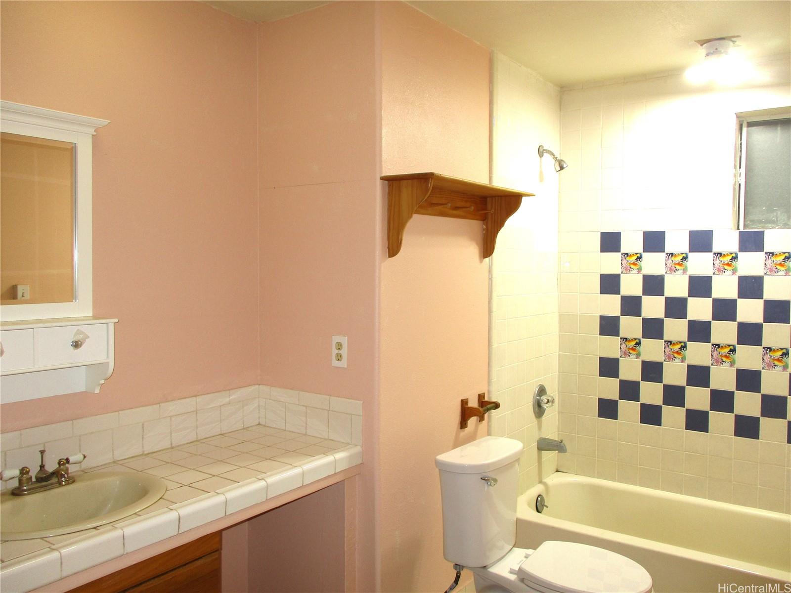 Photo 14 of 25