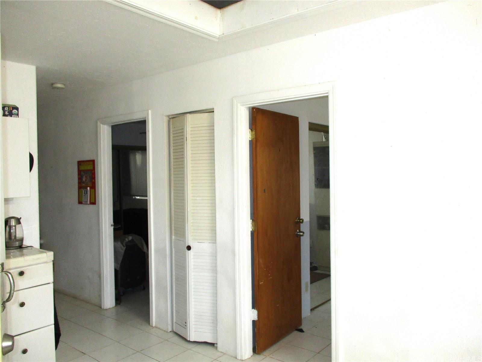 Photo 20 of 25