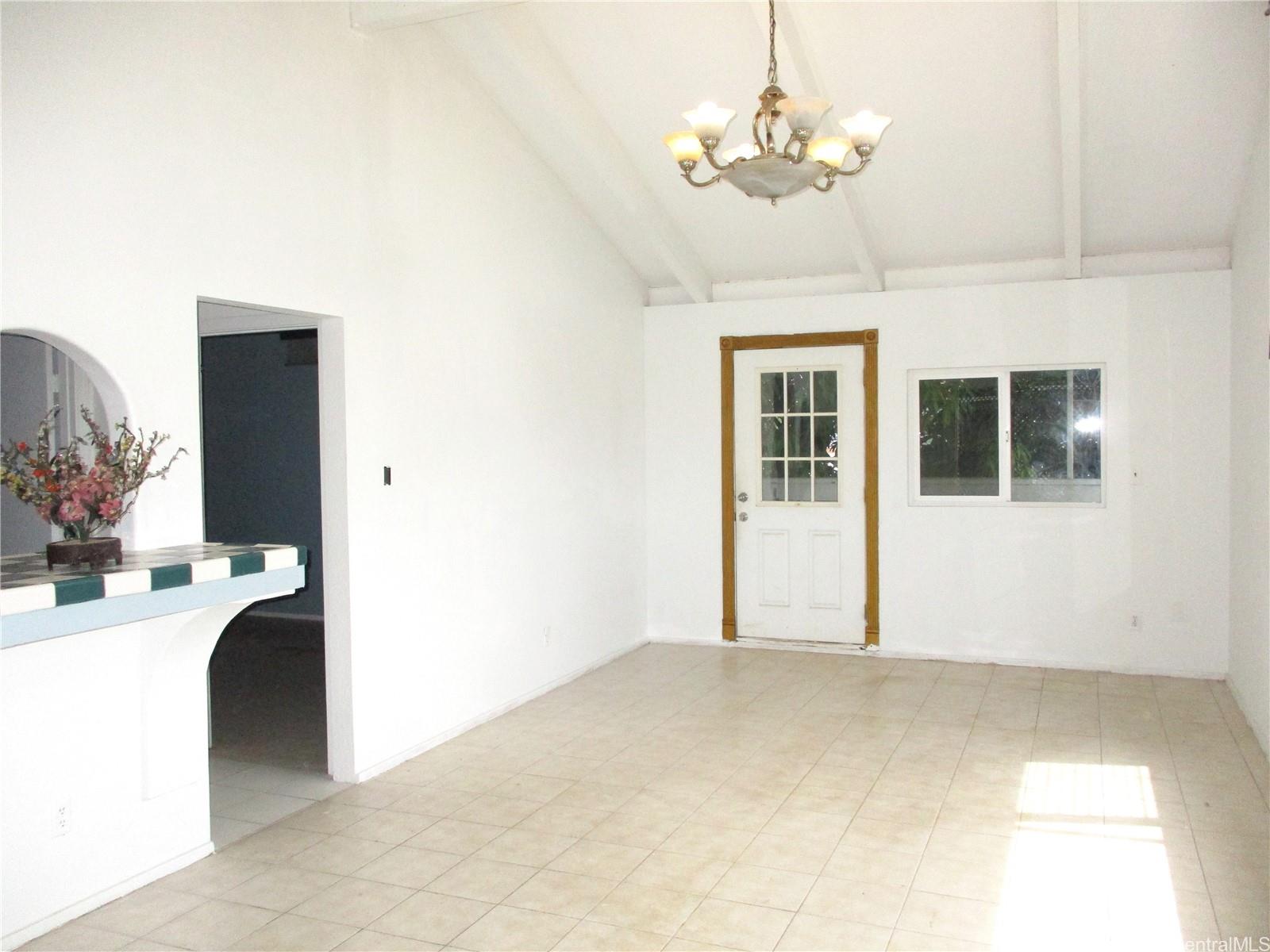Photo 6 of 25