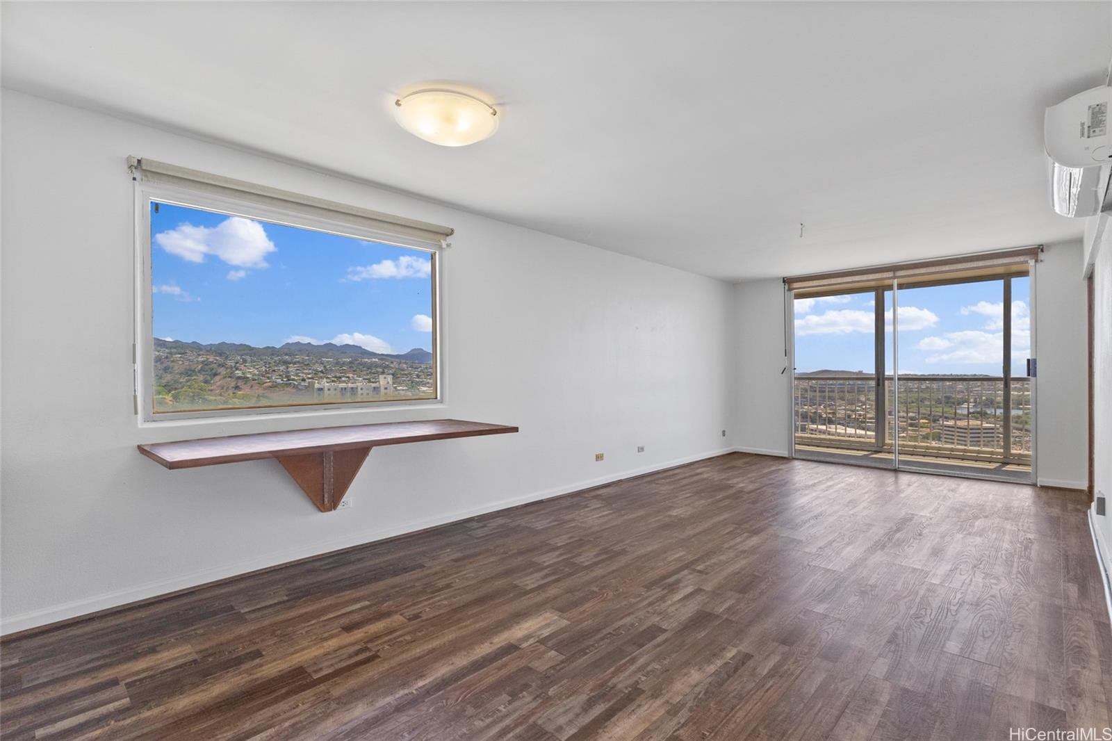 98-99 Uao Place  Unit 2301