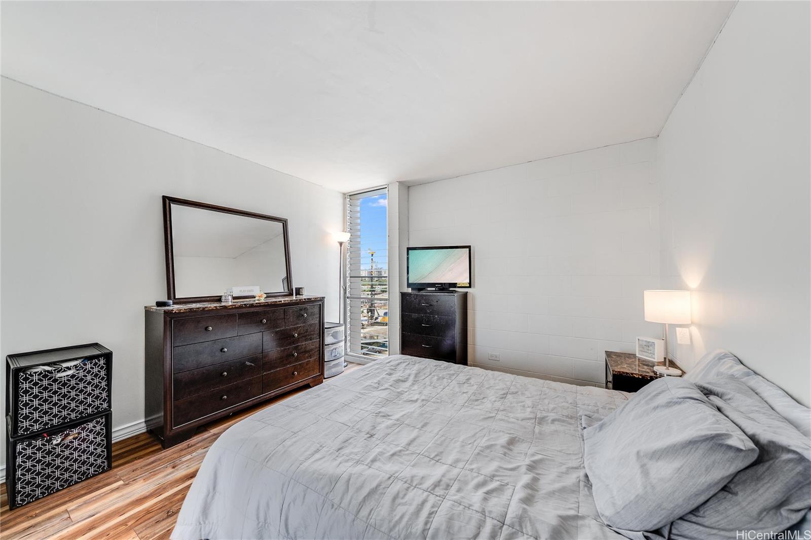 2630 Kapiolani Boulevard  Unit 802