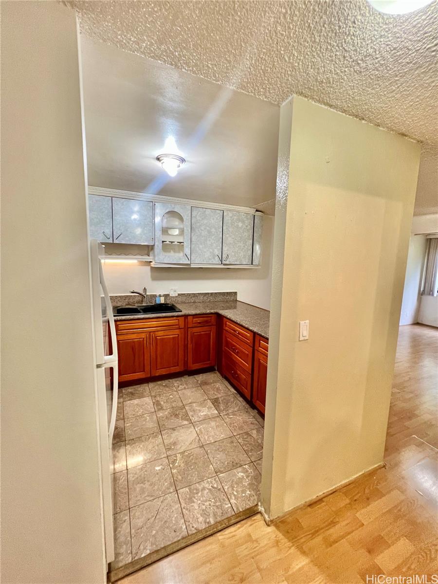 1255 Nuuanu Avenue 407