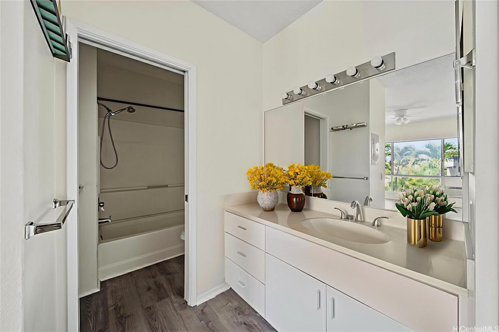 91-289 Hanapouli Circle  Unit 5J