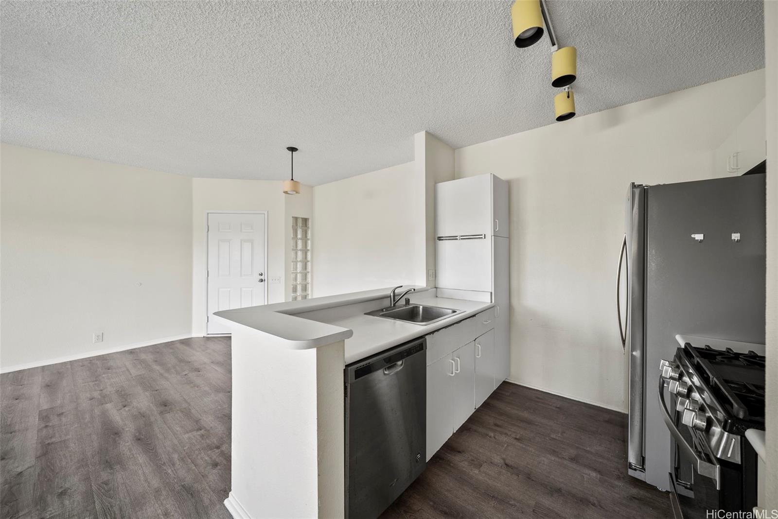 91-289 Hanapouli Circle  Unit 5J