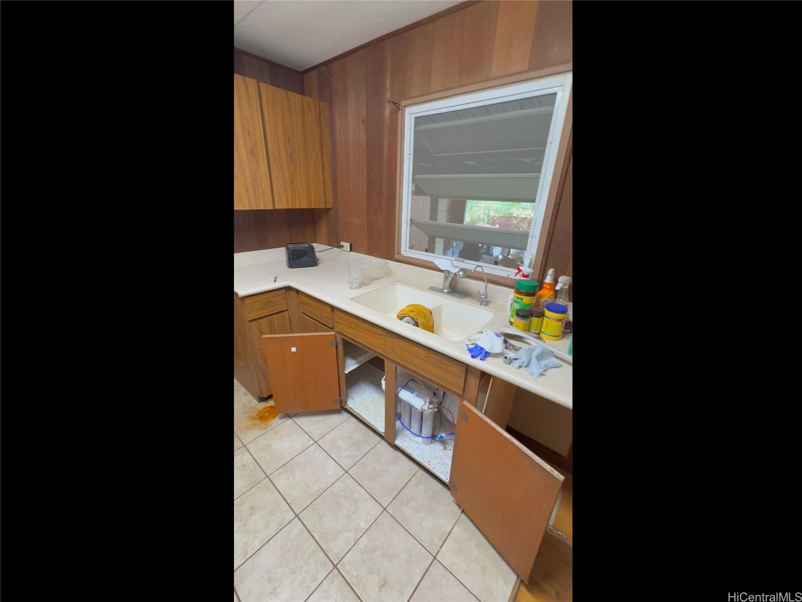 Photo 6 of 25