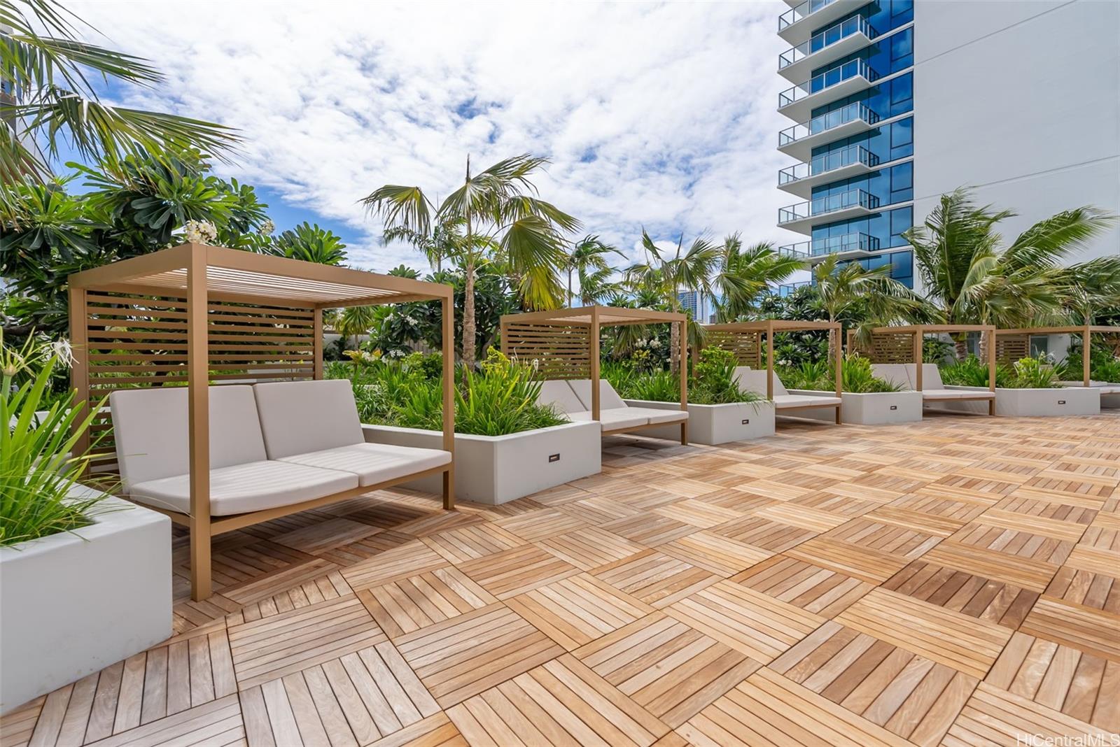 1515 Liona Street  Unit 3014