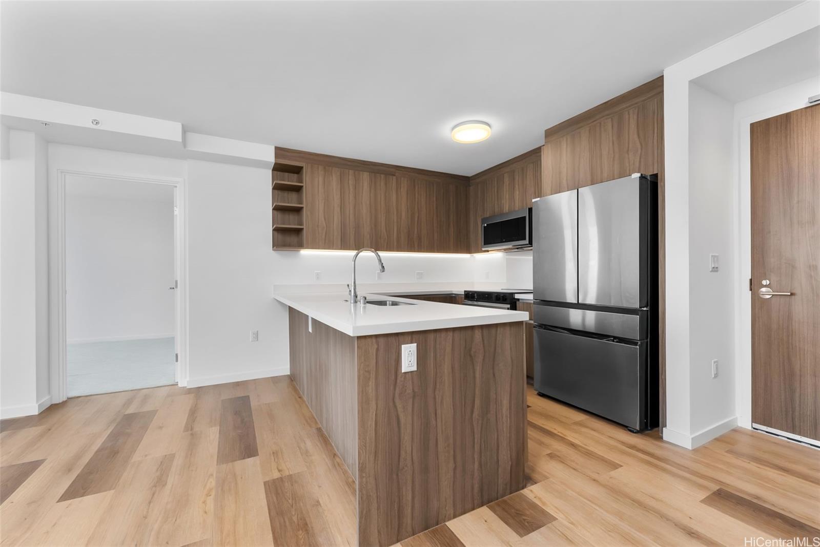 1515 Liona Street  Unit 3014