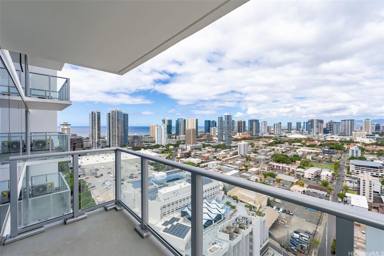 1515 Liona Street  Unit 3014