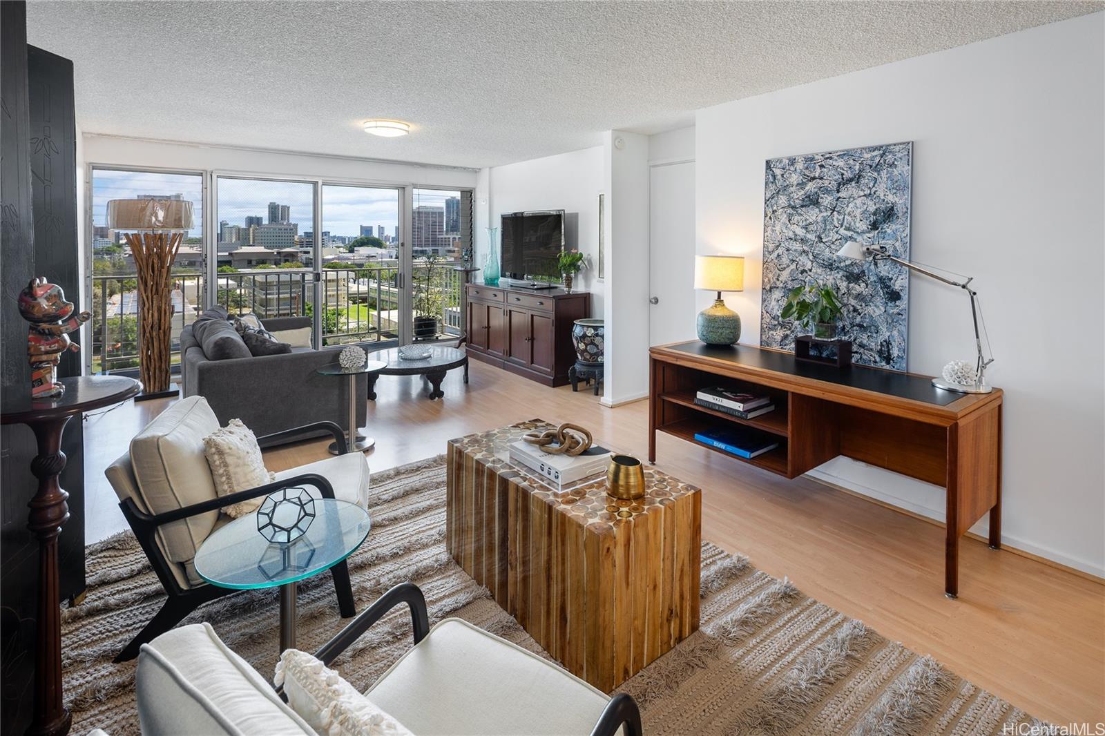 1073 Kinau Street 802