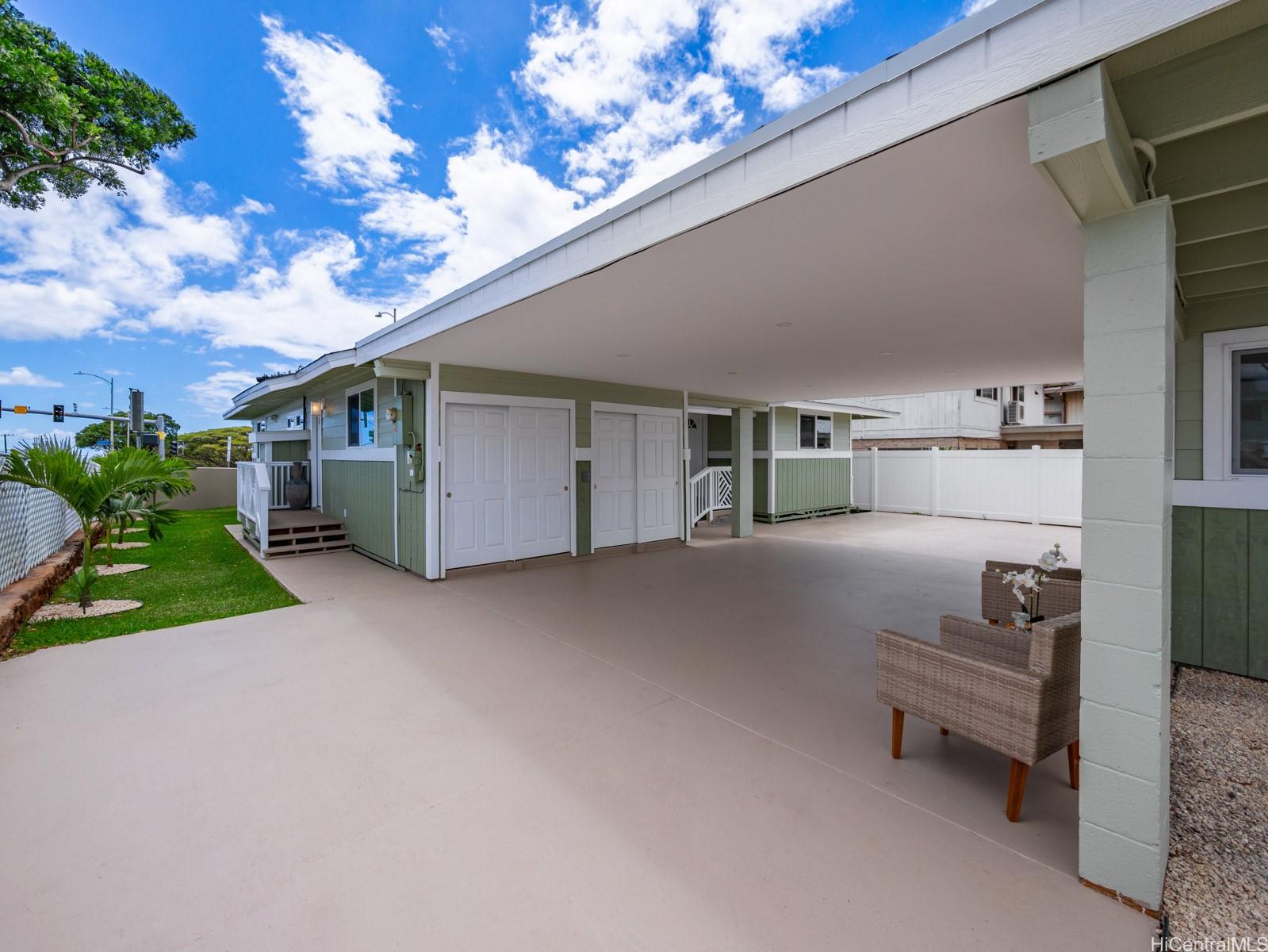 1404 Noelani Street