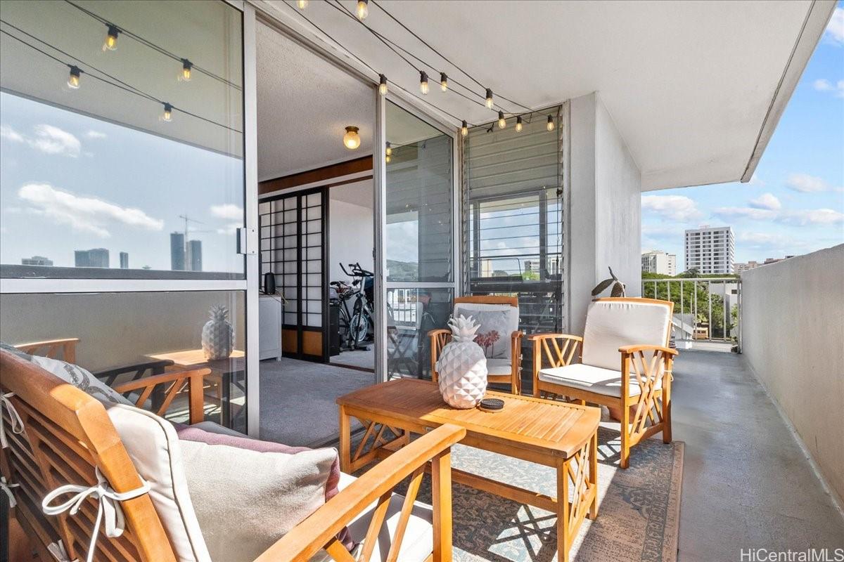 1325 Wilder Avenue  Unit 5 Makai