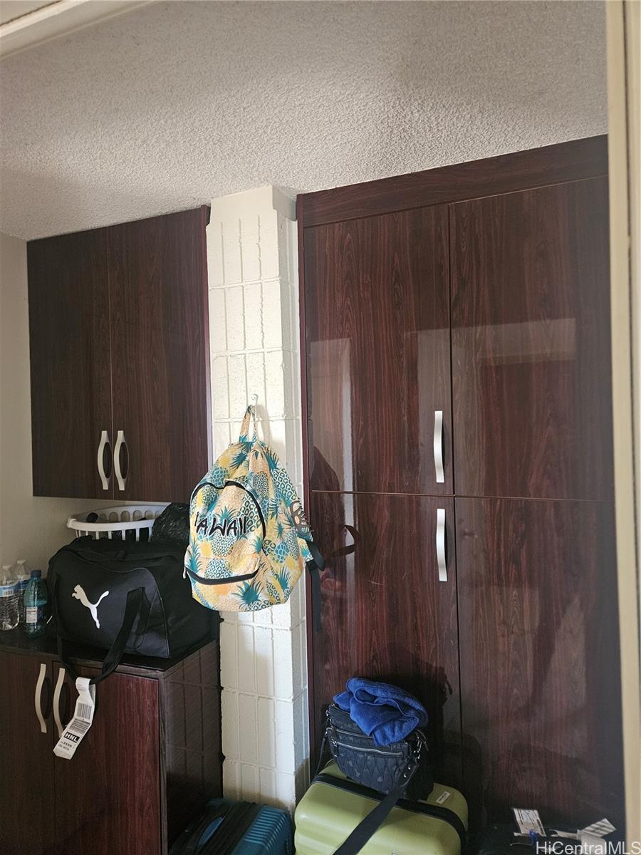 Photo 3 of 10