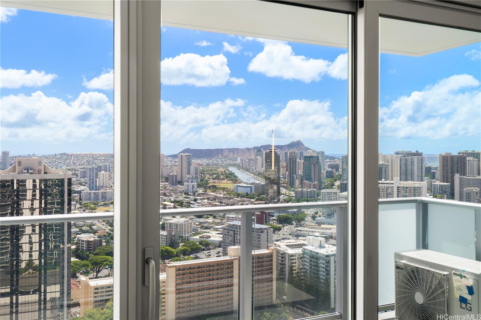 1515 Liona Street  Unit 4003