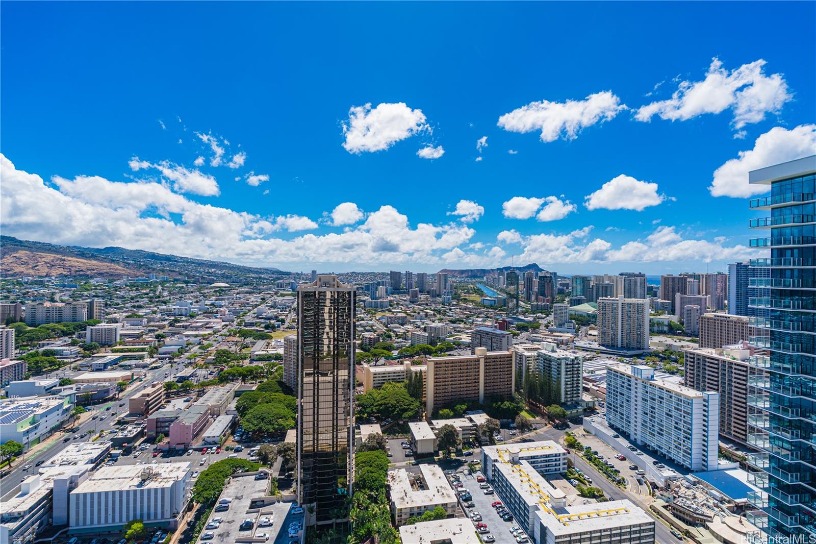 1515 Liona Street  Unit 4003