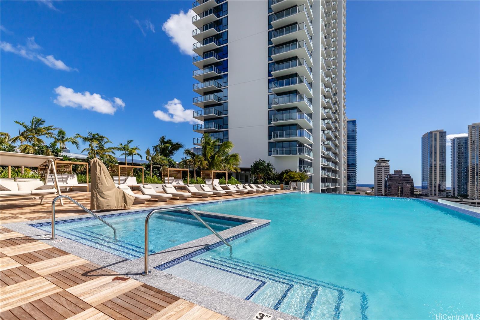 1515 Liona Street  Unit 4003